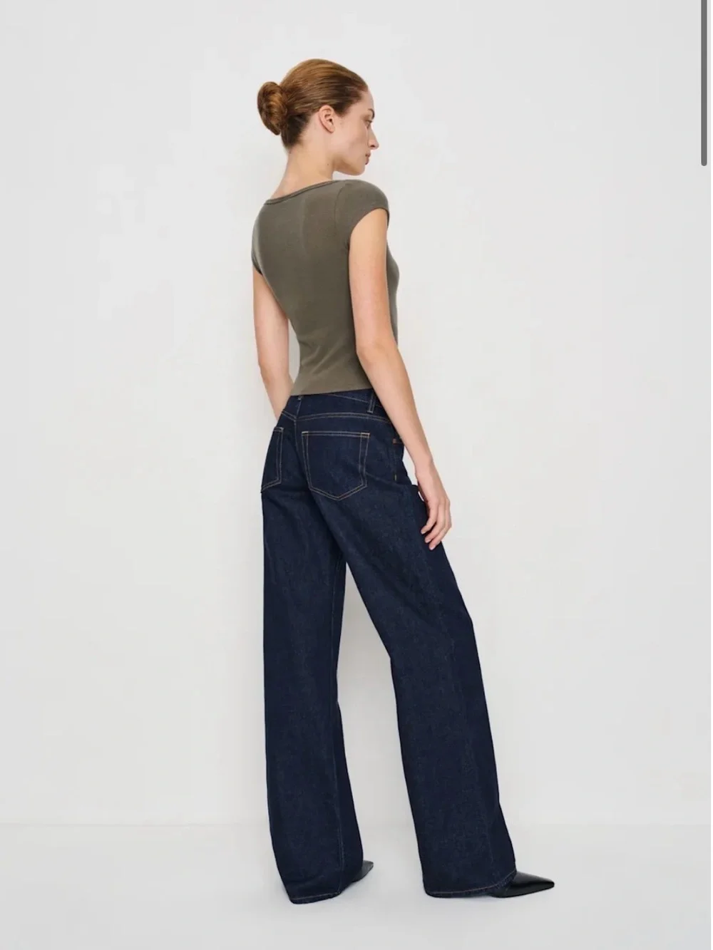 Reformation Mateo Olive Scoop-Neck Knit Crop Tee - Poppyseed